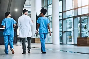 Hospitales y centros de salud